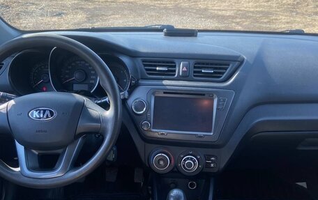 KIA Rio III рестайлинг, 2013 год, 720 000 рублей, 9 фотография