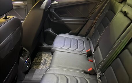 Volkswagen Tiguan II, 2021 год, 3 300 000 рублей, 11 фотография