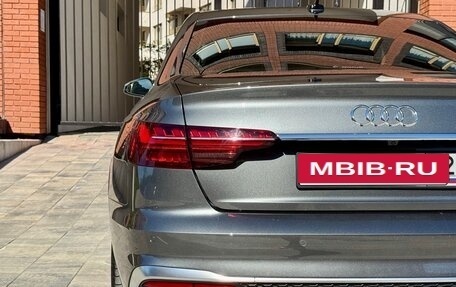 Audi A4, 2021 год, 4 300 000 рублей, 10 фотография