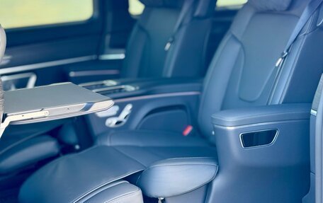 Mercedes-Benz V-Класс, 2025 год, 14 450 000 рублей, 24 фотография