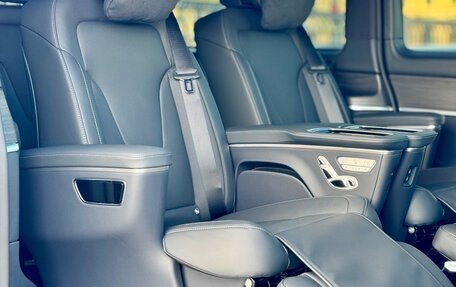 Mercedes-Benz V-Класс, 2025 год, 14 450 000 рублей, 23 фотография