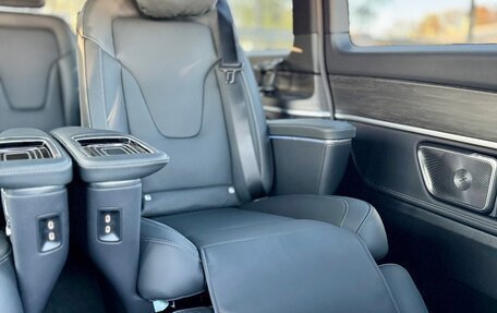 Mercedes-Benz V-Класс, 2025 год, 14 450 000 рублей, 32 фотография