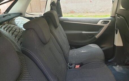 Citroen C4 Picasso II рестайлинг, 2010 год, 780 000 рублей, 10 фотография