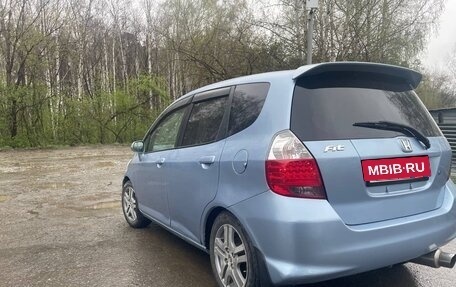 Honda Fit III, 2002 год, 490 000 рублей, 9 фотография