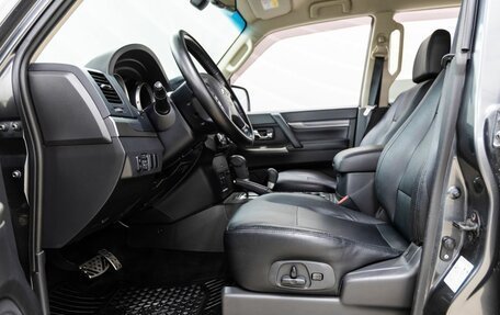 Mitsubishi Pajero IV, 2012 год, 2 218 000 рублей, 15 фотография