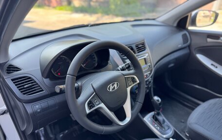 Hyundai Solaris II рестайлинг, 2015 год, 1 095 000 рублей, 12 фотография