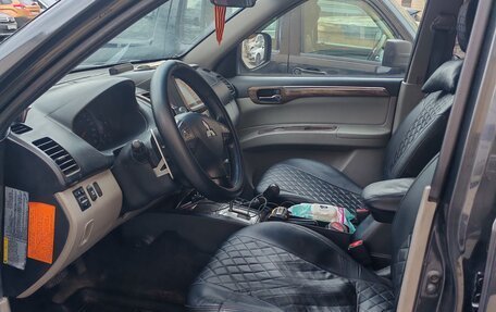 Mitsubishi Pajero Sport II рестайлинг, 2010 год, 1 550 000 рублей, 14 фотография