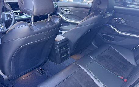 BMW 3 серия, 2019 год, 2 990 000 рублей, 12 фотография