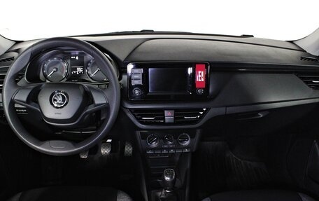 Skoda Rapid II, 2021 год, 1 557 000 рублей, 12 фотография