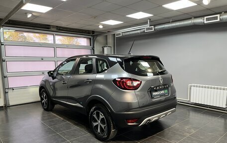 Renault Kaptur I рестайлинг, 2021 год, 1 800 000 рублей, 4 фотография