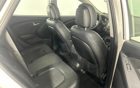 Hyundai ix35 I рестайлинг, 2012 год, 800 000 рублей, 16 фотография