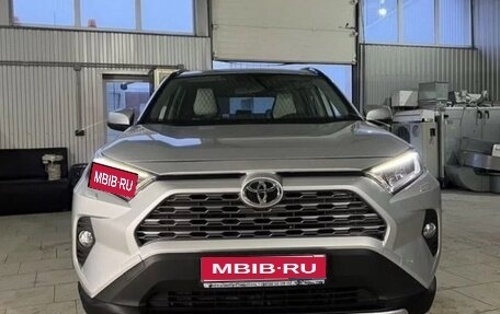 Toyota RAV4, 2020 год, 3 370 000 рублей, 1 фотография