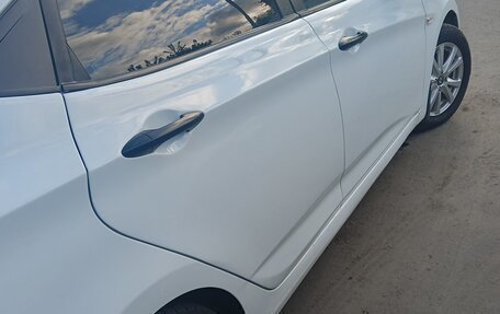 Hyundai Solaris II рестайлинг, 2014 год, 750 000 рублей, 2 фотография