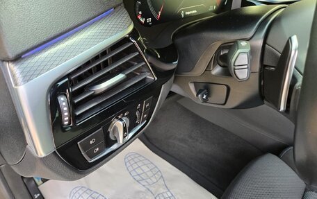 BMW 5 серия, 2019 год, 4 350 000 рублей, 14 фотография