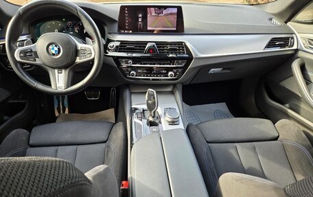 BMW 5 серия, 2019 год, 4 350 000 рублей, 18 фотография