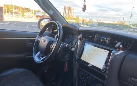 Toyota Fortuner II, 2021 год, 3 900 000 рублей, 11 фотография