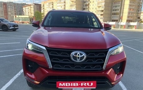 Toyota Fortuner II, 2021 год, 3 900 000 рублей, 4 фотография