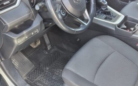 Toyota RAV4, 2020 год, 3 370 000 рублей, 16 фотография