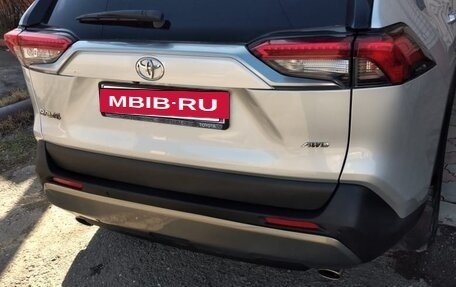 Toyota RAV4, 2020 год, 3 370 000 рублей, 21 фотография