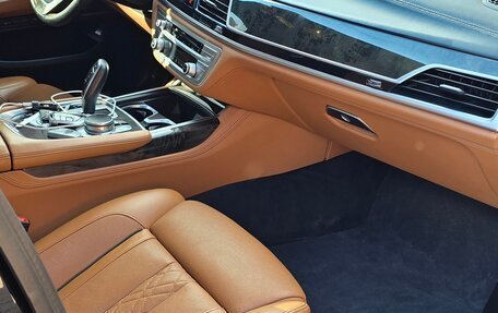 BMW 7 серия, 2018 год, 6 000 000 рублей, 1 фотография