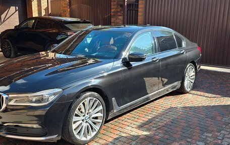 BMW 7 серия, 2018 год, 6 000 000 рублей, 10 фотография