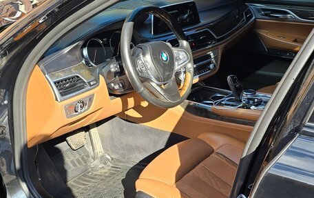 BMW 7 серия, 2018 год, 6 000 000 рублей, 13 фотография