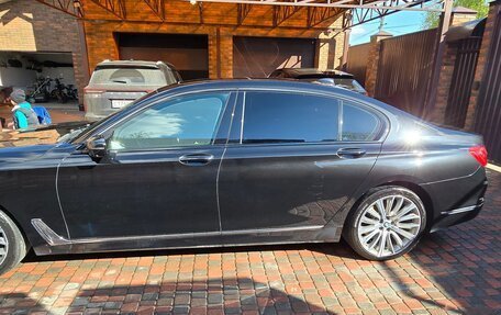 BMW 7 серия, 2018 год, 6 000 000 рублей, 14 фотография