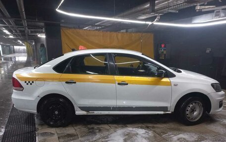 Volkswagen Polo VI (EU Market), 2017 год, 400 000 рублей, 5 фотография