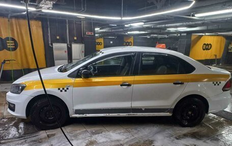 Volkswagen Polo VI (EU Market), 2017 год, 400 000 рублей, 12 фотография