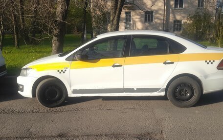 Volkswagen Polo VI (EU Market), 2017 год, 400 000 рублей, 11 фотография