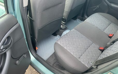 Ford Focus IV, 2001 год, 640 000 рублей, 12 фотография
