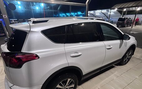 Toyota RAV4, 2018 год, 2 755 000 рублей, 2 фотография