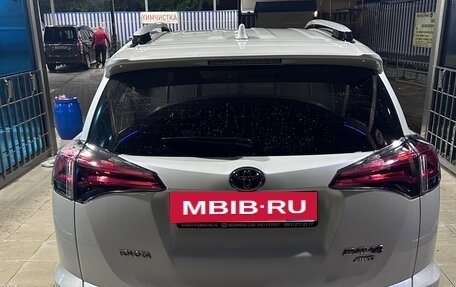 Toyota RAV4, 2018 год, 2 755 000 рублей, 3 фотография