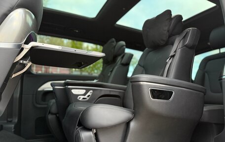 Mercedes-Benz V-Класс, 2025 год, 18 000 000 рублей, 12 фотография