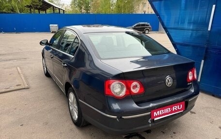 Volkswagen Passat B6, 2006 год, 550 000 рублей, 2 фотография