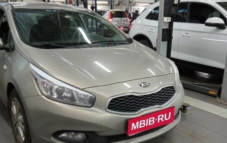 KIA cee'd III, 2013 год, 990 000 рублей, 2 фотография
