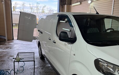 Peugeot Expert, 2018 год, 2 600 000 рублей, 4 фотография