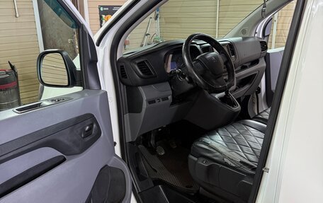 Peugeot Expert, 2018 год, 2 600 000 рублей, 6 фотография