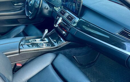 BMW 5 серия, 2010 год, 1 990 000 рублей, 15 фотография
