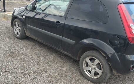 Ford Fiesta, 2006 год, 350 000 рублей, 3 фотография