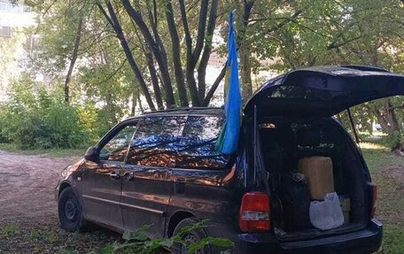 KIA Carnival III, 2003 год, 500 000 рублей, 3 фотография