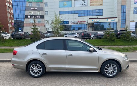 Volkswagen Jetta VI, 2012 год, 1 000 000 рублей, 4 фотография
