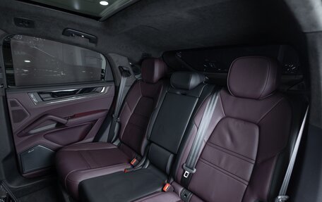 Porsche Cayenne III, 2024 год, 23 990 000 рублей, 30 фотография