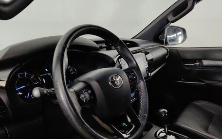 Toyota Hilux VIII, 2021 год, 5 181 000 рублей, 12 фотография