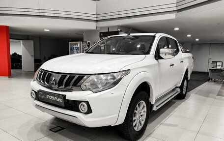 Mitsubishi L200 IV рестайлинг, 2017 год, 1 950 000 рублей, 5 фотография