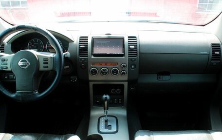 Nissan Pathfinder, 2007 год, 1 099 000 рублей, 10 фотография