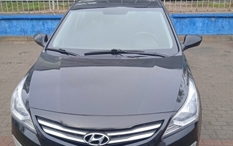Hyundai Solaris II рестайлинг, 2016 год, 880 000 рублей, 1 фотография