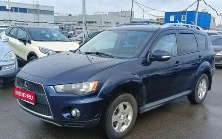 Mitsubishi Outlander III рестайлинг 3, 2010 год, 860 000 рублей, 1 фотография