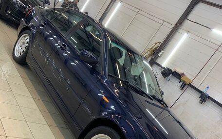 BMW 3 серия, 2004 год, 1 400 000 рублей, 2 фотография