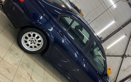 BMW 3 серия, 2004 год, 1 400 000 рублей, 3 фотография